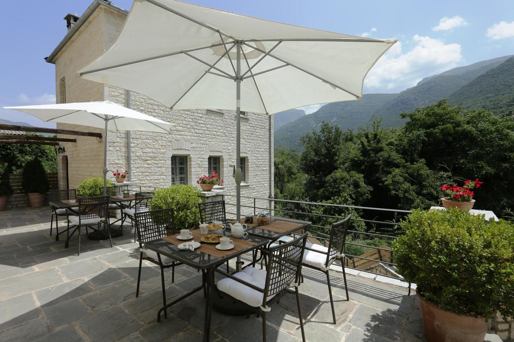 Gamila Rocks Mountain Hotel Аристі Екстер'єр фото