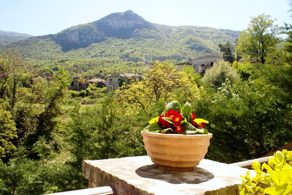 Gamila Rocks Mountain Hotel Аристі Екстер'єр фото
