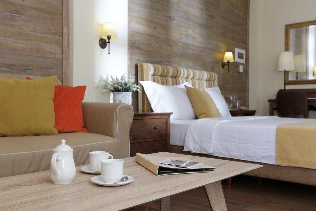 Gamila Rocks Mountain Hotel Аристі Екстер'єр фото